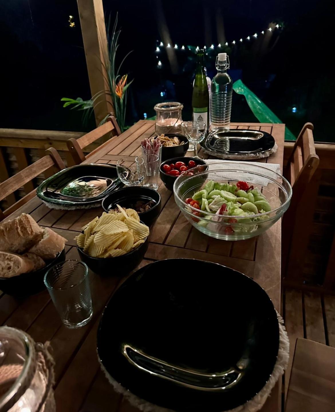 Tiki House Mobil Home Saint-Cheron Bagian luar foto